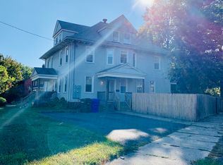 9 Irvington St, Springfield, MA 01108