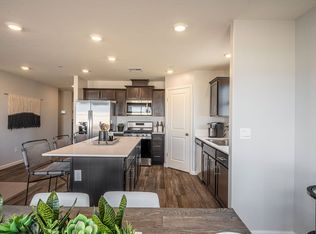 516 Perkins Rd, Madera, CA 93637