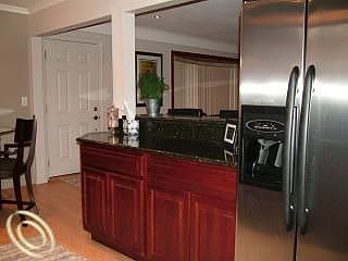 5th image of 6637 Plainfield St