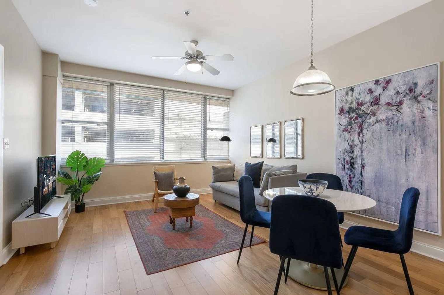 1 bed, 2.0 bath, 430 sqft, $4,137 — Photo 1