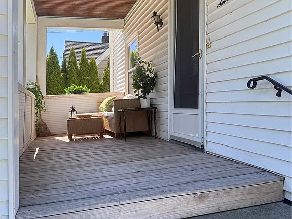 2nd image of 7 Hastings St #1