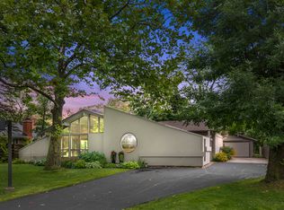 3515 Summit Ave, Highland Park, IL 60035
