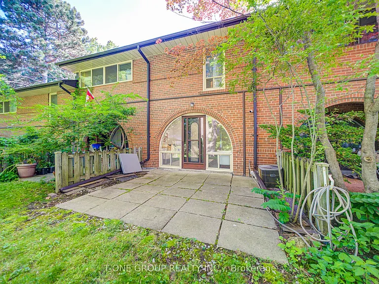 6 Esterbrooke Ave #94 — Photo 42