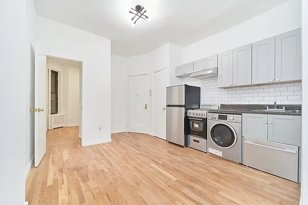 Rented by Living New York | media 8