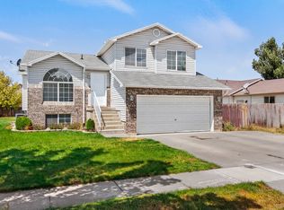 1657 N 2225 W, Clinton, UT 84015