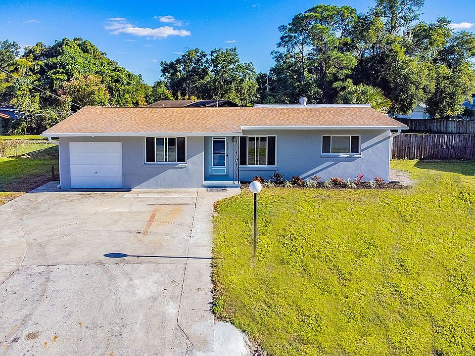 1st image of 111 E Lake Mary Dr