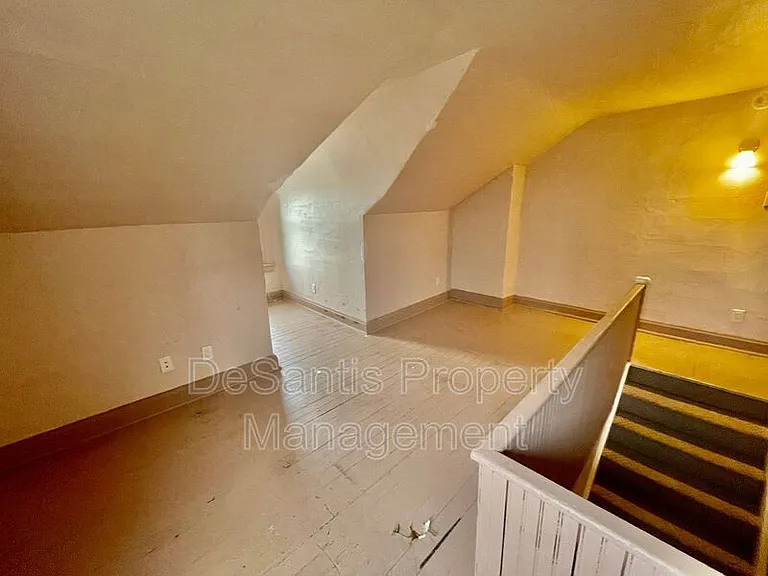 2302 Baltic Way — Photo 16