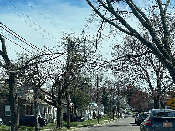4th image of 1828 47th St