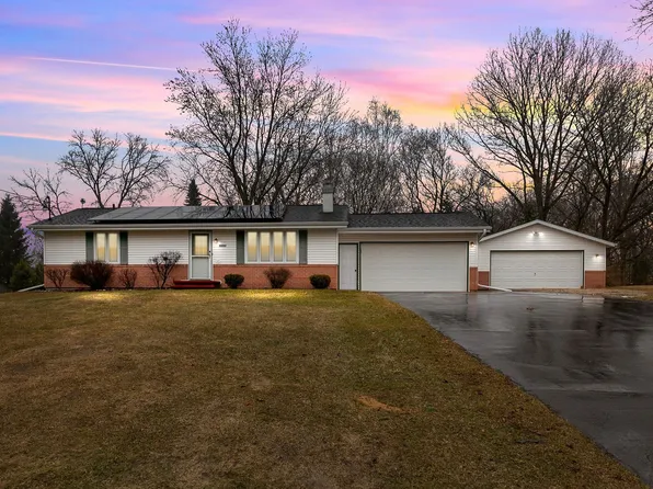 N2920 Main Rd, Hortonville, WI 54944