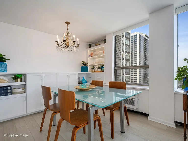 1455 N Sandburg Ter #2408 — Photo 9