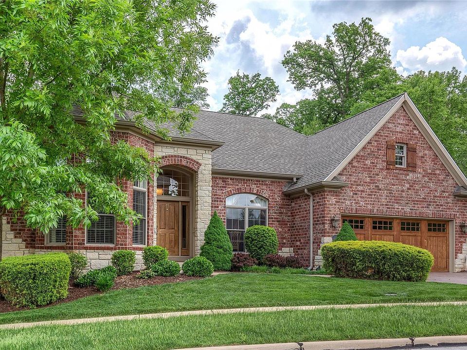 1st image of 254 Meadowbrook Cntry Cl Est