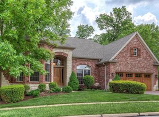 254 Meadowbrook Cntry Cl Est, Ballwin, MO 63011