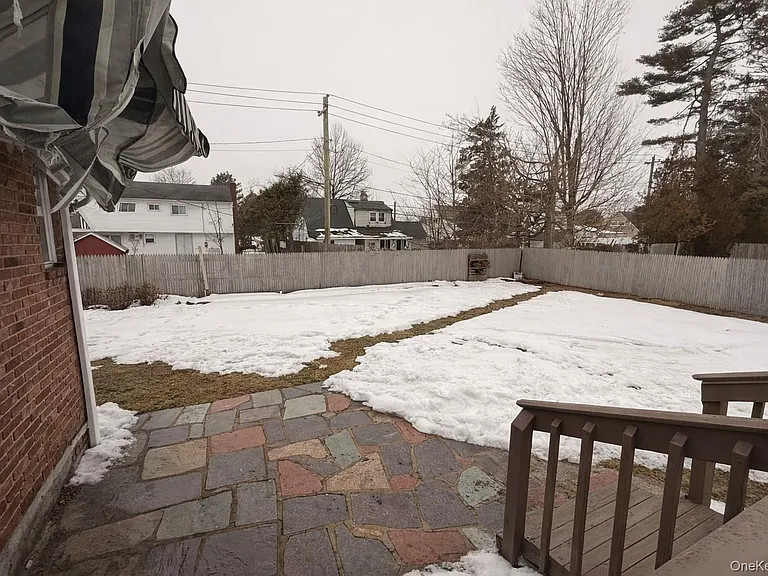 46 Elmira St — Photo 6
