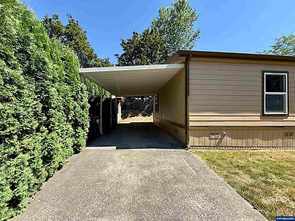 3rd image of 1555 Fern Ridge Rd SE #31