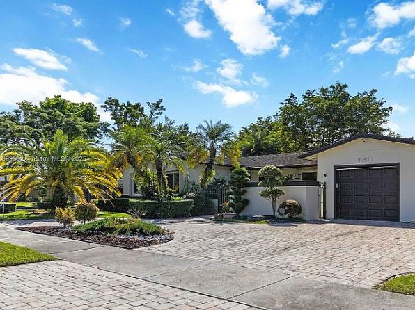 12420 SW 106th Ter