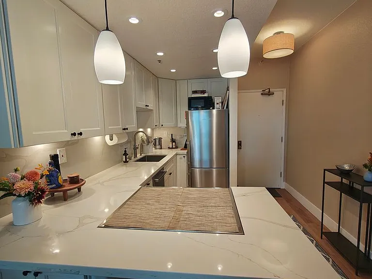 201 Harrison St #211 — Photo 4