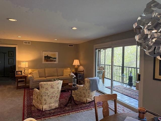2nd image of 5601 Dewey Hill Rd APT 220