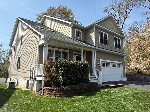 1022 N Edison St, Arlington, VA 22205