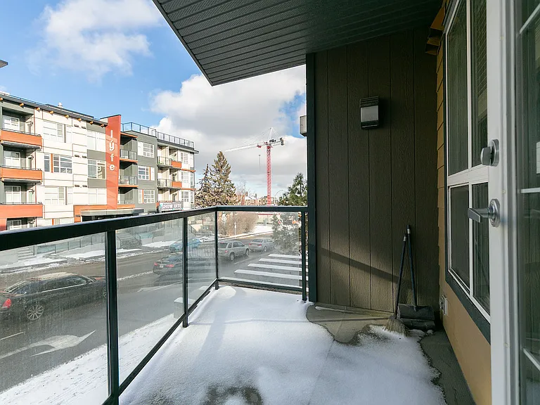 2420 34th Ave SW #202 — Photo 15