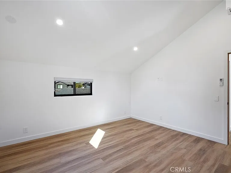 6108 Sadring Ave — Photo 51