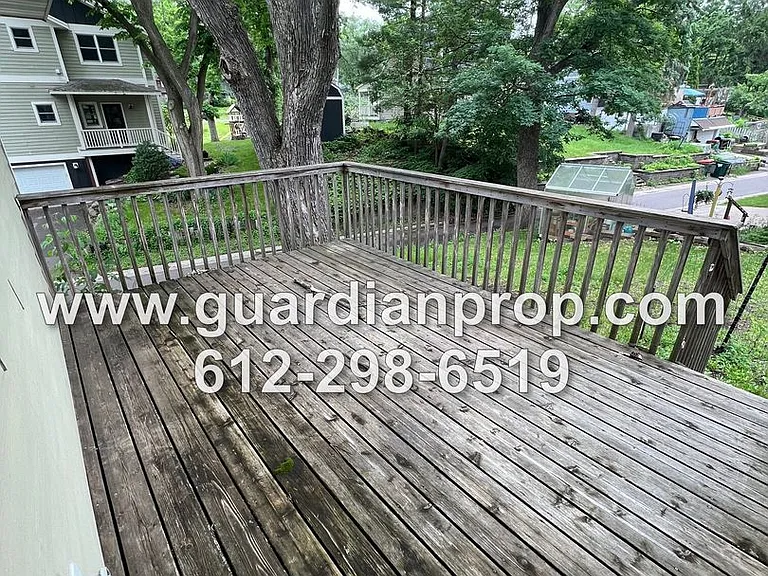 1158 Summit Ave — Photo 18