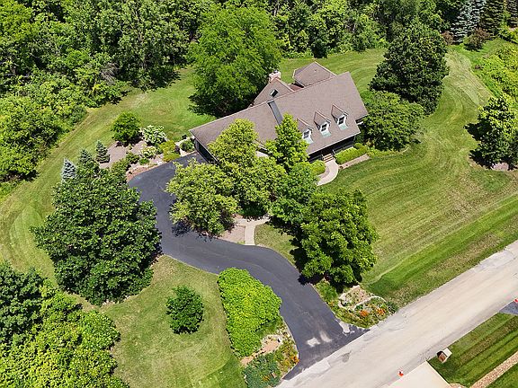 2nd image of 19305 S Parker Rd