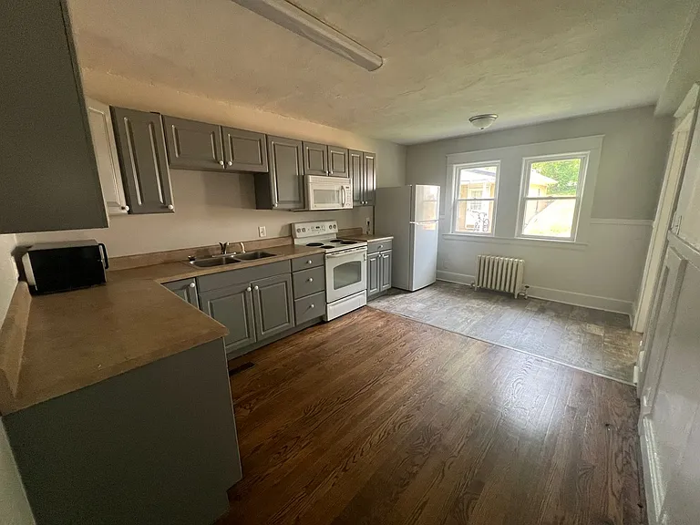2518 Oakland Blvd NW — Photo 14