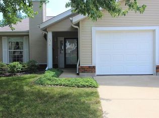 1316 Forest Creek Dr, Saint Peters, MO 63303