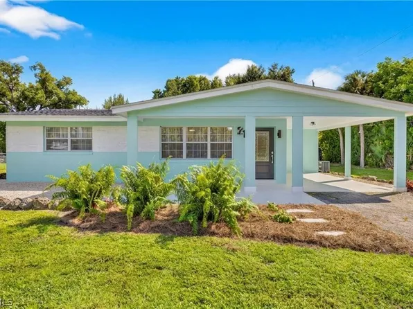 21 E Mariana Ave, North Fort Myers, FL 33917