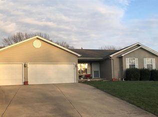 121 Northridge Dr, Gerald, MO 63037