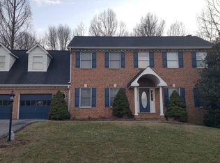 8811 Cottongrass St, Waldorf, MD 20603