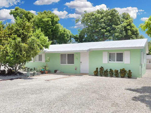 206 2nd St, Key Largo, FL 33037