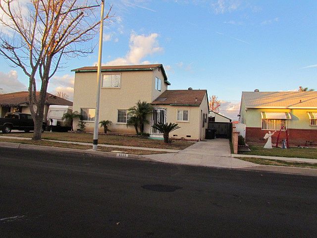 POOL & 4 Bedroom home