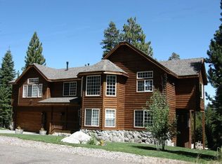 2179 Quinanetzin St, South Lake Tahoe, CA 96150