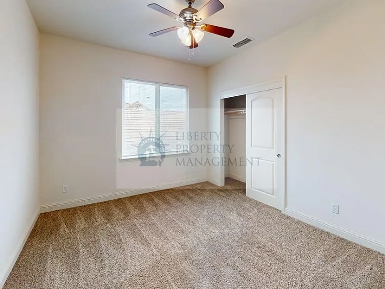 833 Branding Iron St — Photo 15