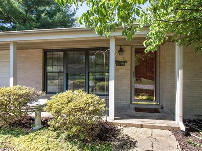 1019 Leisure Ln, Saint Louis, MO, 63146