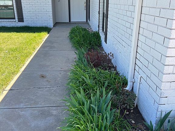 2nd image of 3803 Harmony St