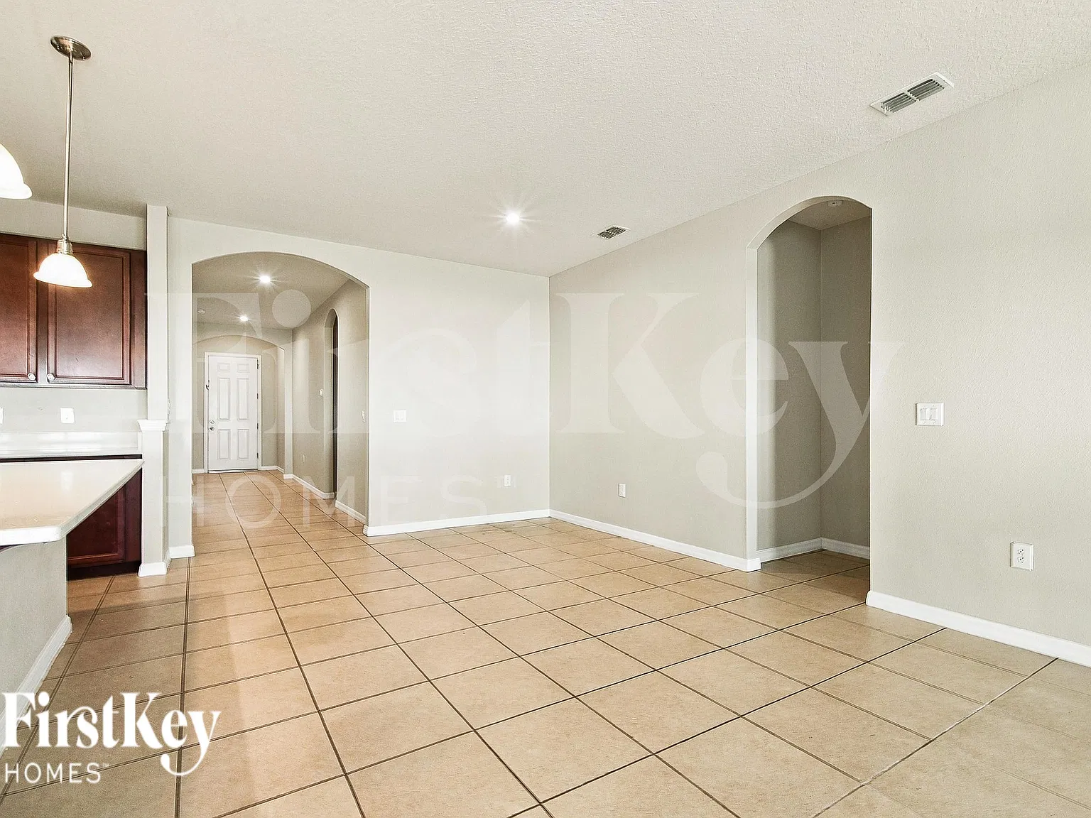 3 bed, 3.0 bath, 2022 sqft, $2,355 — Photo 3