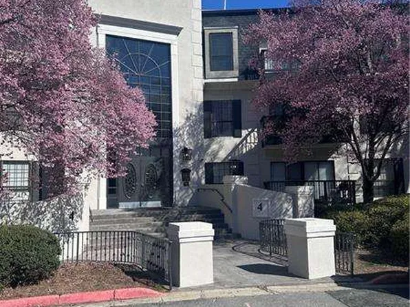 4106 Pine Heights Dr NE, Atlanta, GA 30324