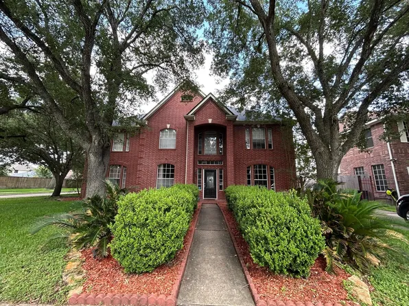 11903 McKinney Falls Ln, Sugar Land, TX 77498