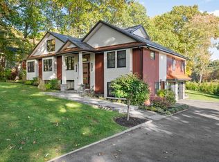 163 Grove St, Lexington, MA 02420