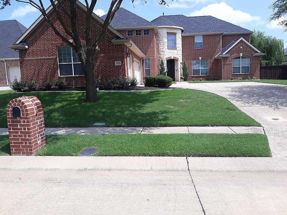 1st image of 604 Glendevon Dr
