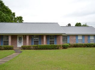 701 Woodleigh Rd, Dothan, AL 36305