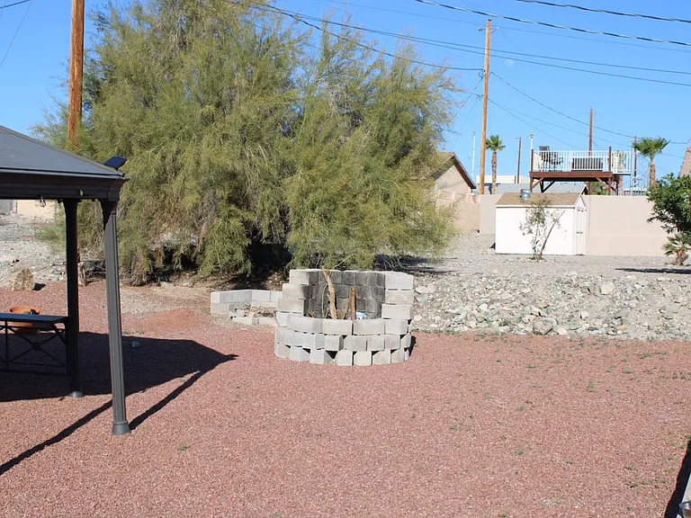 1815 Palo Verde Blvd S — Photo 26