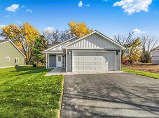 1015 3rd Ave NE, Milaca, MN 56353