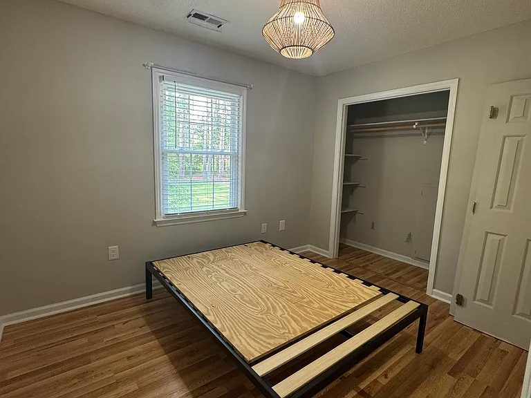 1210 Pineburr Ln — Photo 3
