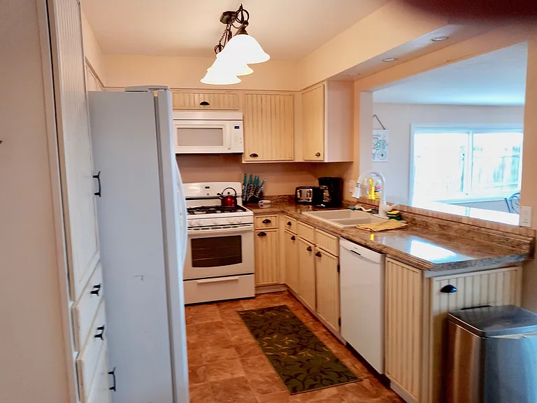 17 Mayweed Ct — Photo 3