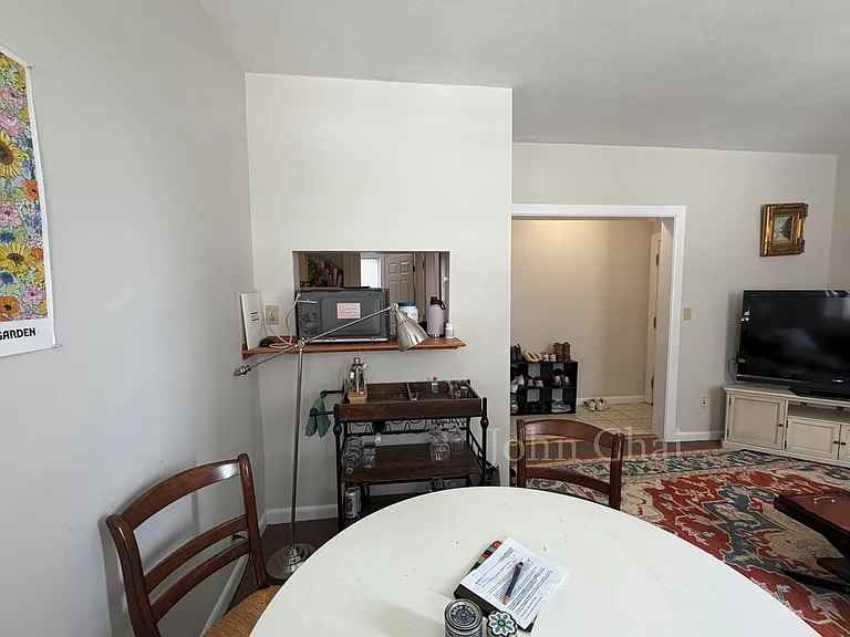 3 Sutherland Rd #4 — Photo 34
