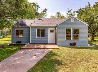 3274 Poplar Rd, Duluth, MN 55804