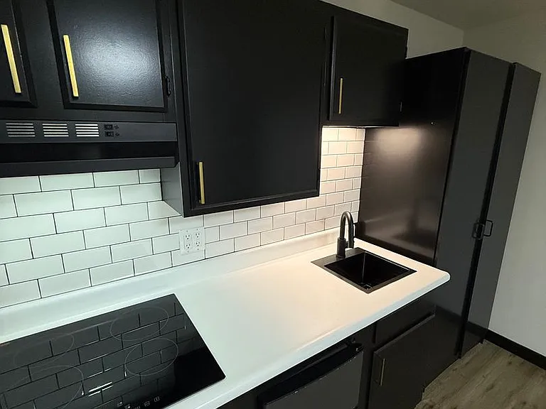 Belmont Flats — Photo 10
